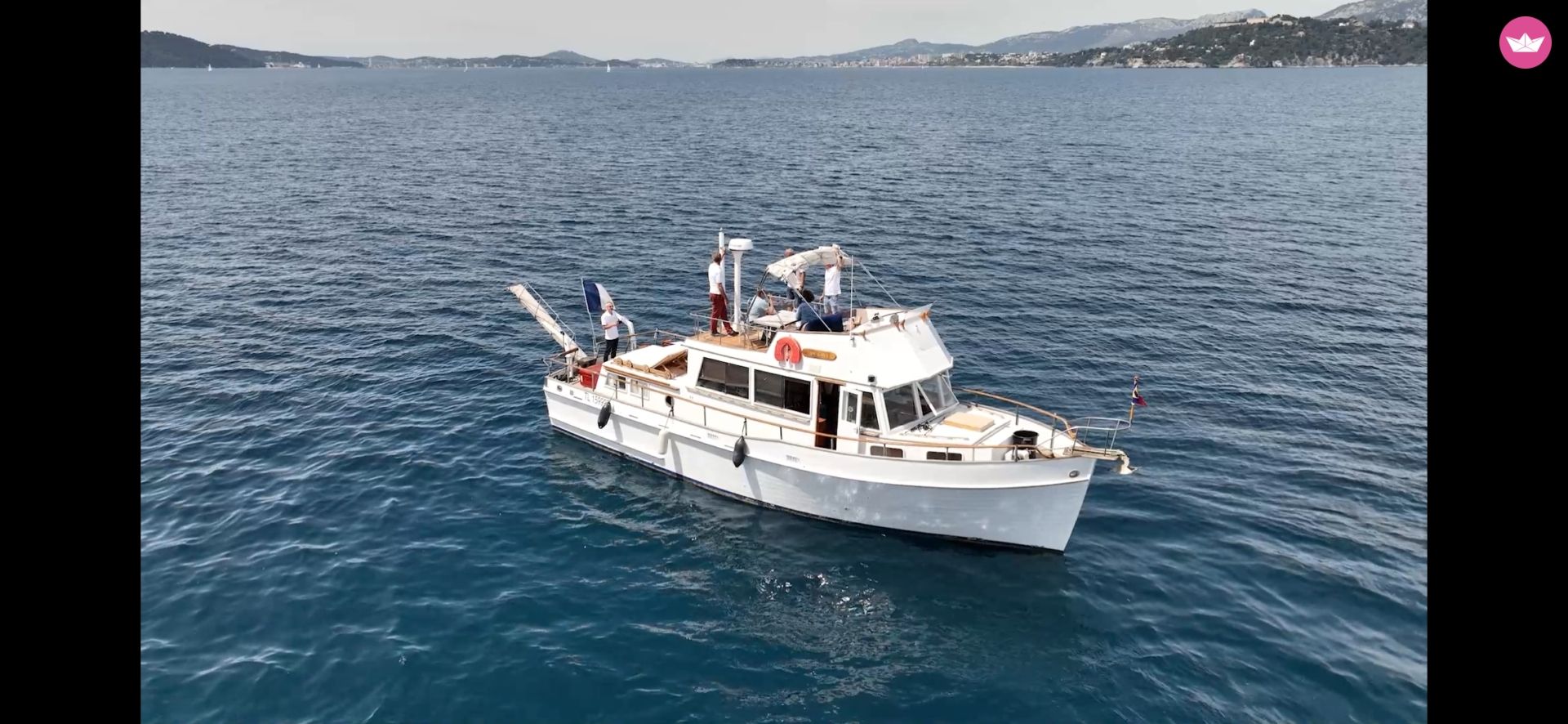 Bateau à moteur zodiac 5m 240cv