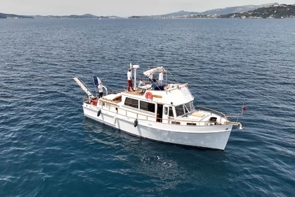 Miete Motorboot American Marine Grand banks 42 classic Toulon