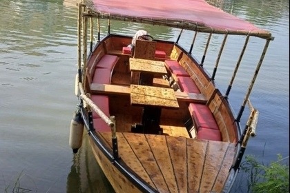 Miete Motorboot Wooden boat Boat Virpazar