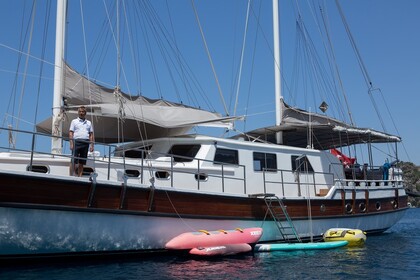 IONIAN DREAM - AVE YACHTING ALBANIA