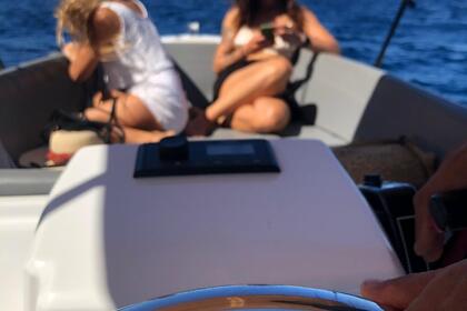 Rent a boat in Mallorca · without a license · SILVER 525