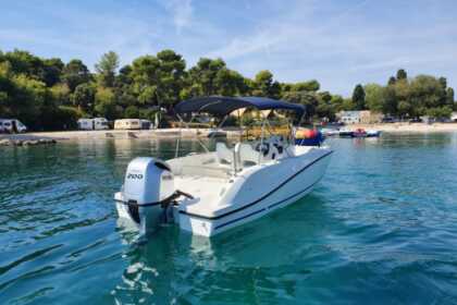 Rental Motorboat Quicksilver Activ 675 Open Pula