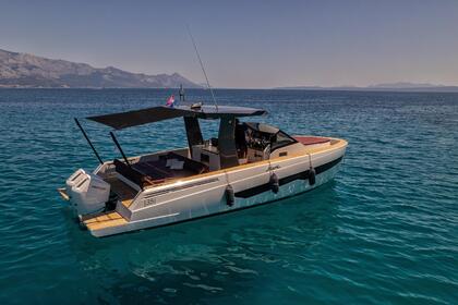 Hire Motorboat Fiart Mare Seawalker 35 Makarska