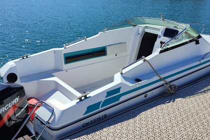 Charter Motorboat Jeanneau Leader 550 Saint-Cast-le-Guildo