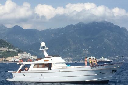 Hyra båt Motorbåt Cantiere Azzurro Azzurro 58 Salerno