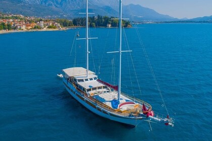 8 cabin Gulet located in Fethiye