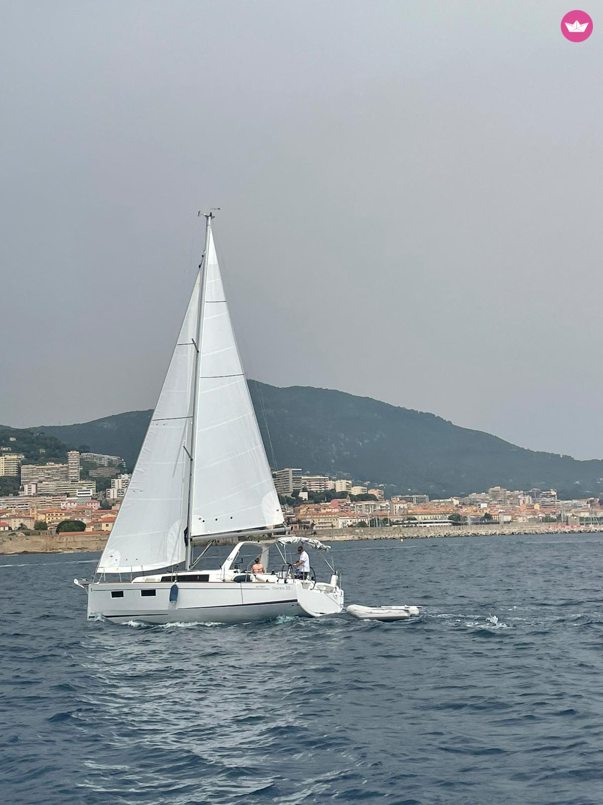 Voilier Beneteau Oceanis 35.1 10.75m 8