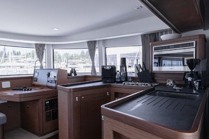 LAGOON 42 (2020) - HAPPY KEY