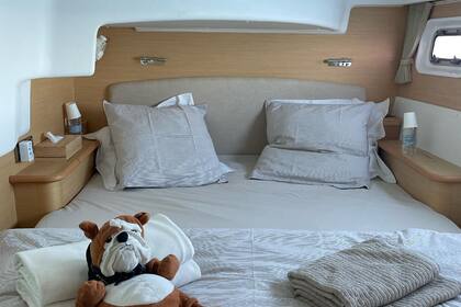 Hire Catamaran Lagoon Lagoon 440 Maddalena