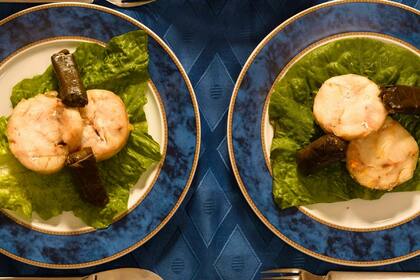 Sail in Santorini's attractions with our Bavaria 44