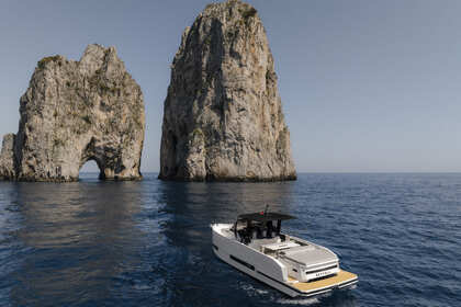 Hyra båt Motorbåt De Antonio De Antonio D32 open Sorrento