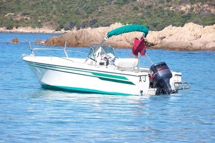 Hire Motorboat Jeanneau Cap Camarat 625 Port-de-Bouc