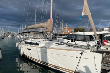 Miete Segelboot JEANNEAU SUN ODYSSEY 379 Q La Rochelle