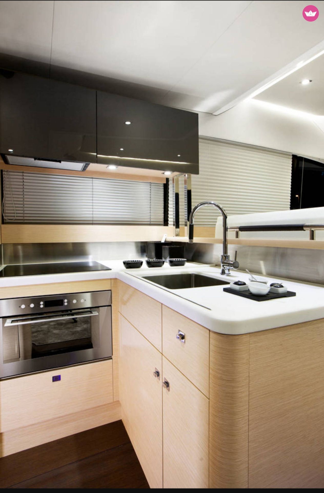 Bateau à moteur Jeanneau Prestige 500 870cv 6