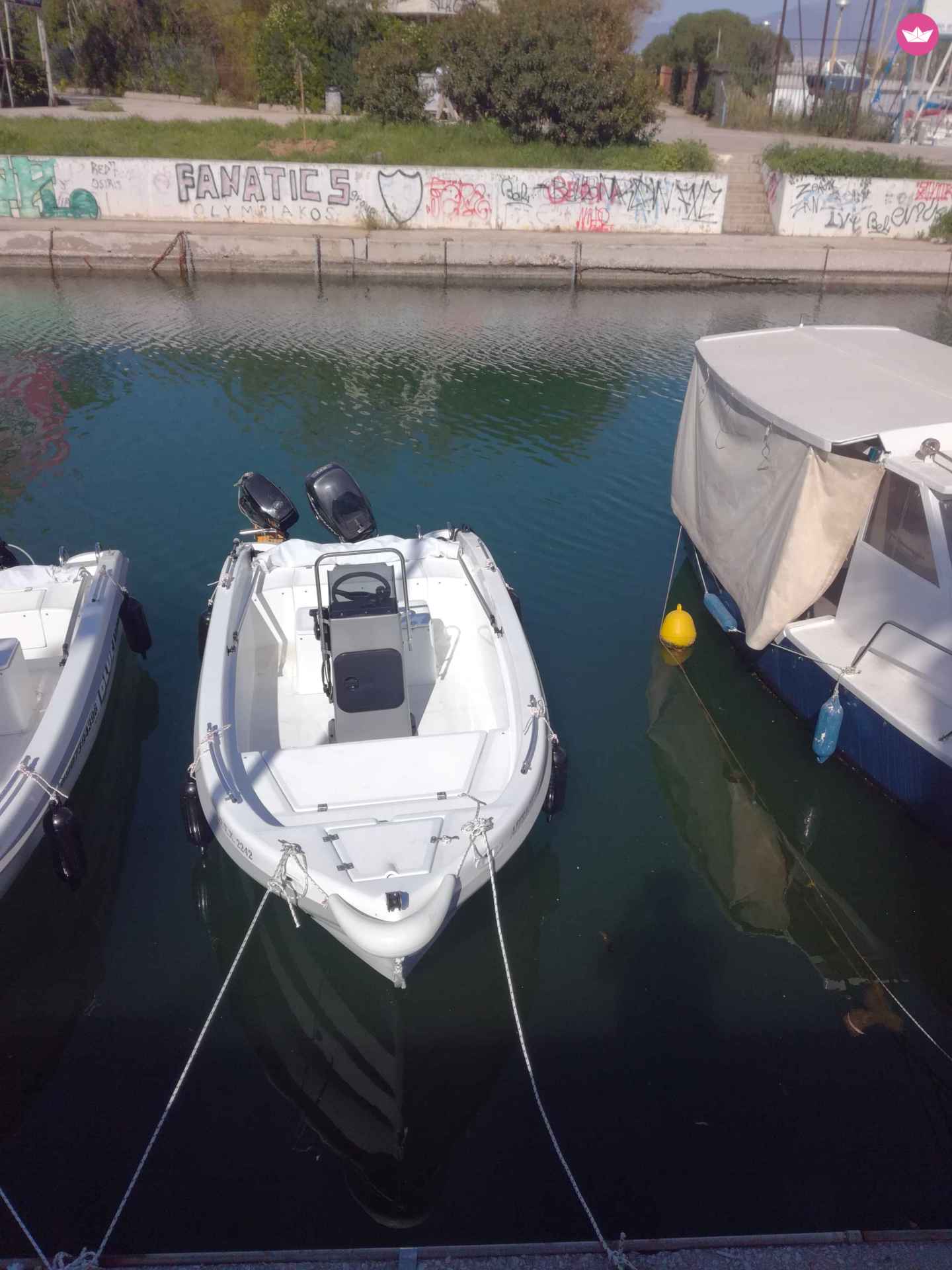 Crazy Water 460 in Athens for hire