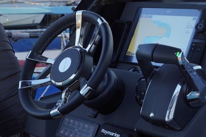 Hyra båt RIB-båt Technohull GTX Keratéa