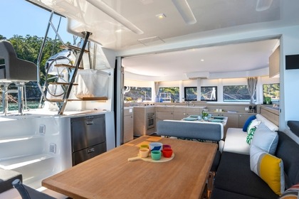 Verhuur Catamaran  Lagoon 43 OV Rogoznica