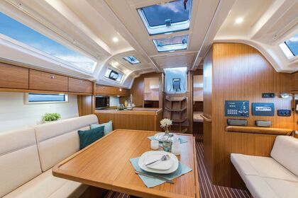 Hyra båt Segelbåt Bavaria Bavaria Cruiser 37 Krk