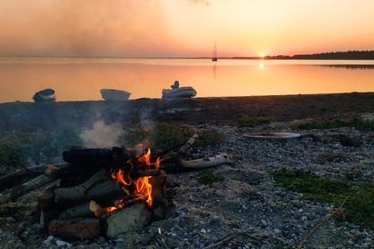 Εξερευνήστε την άνεση και την ομορφιά των προστατευμένων νερών του Limfjorden