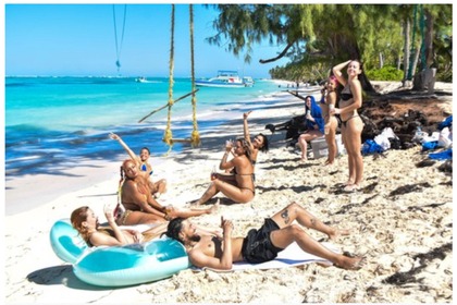 Motor Catamaran 2025 Sport Edition