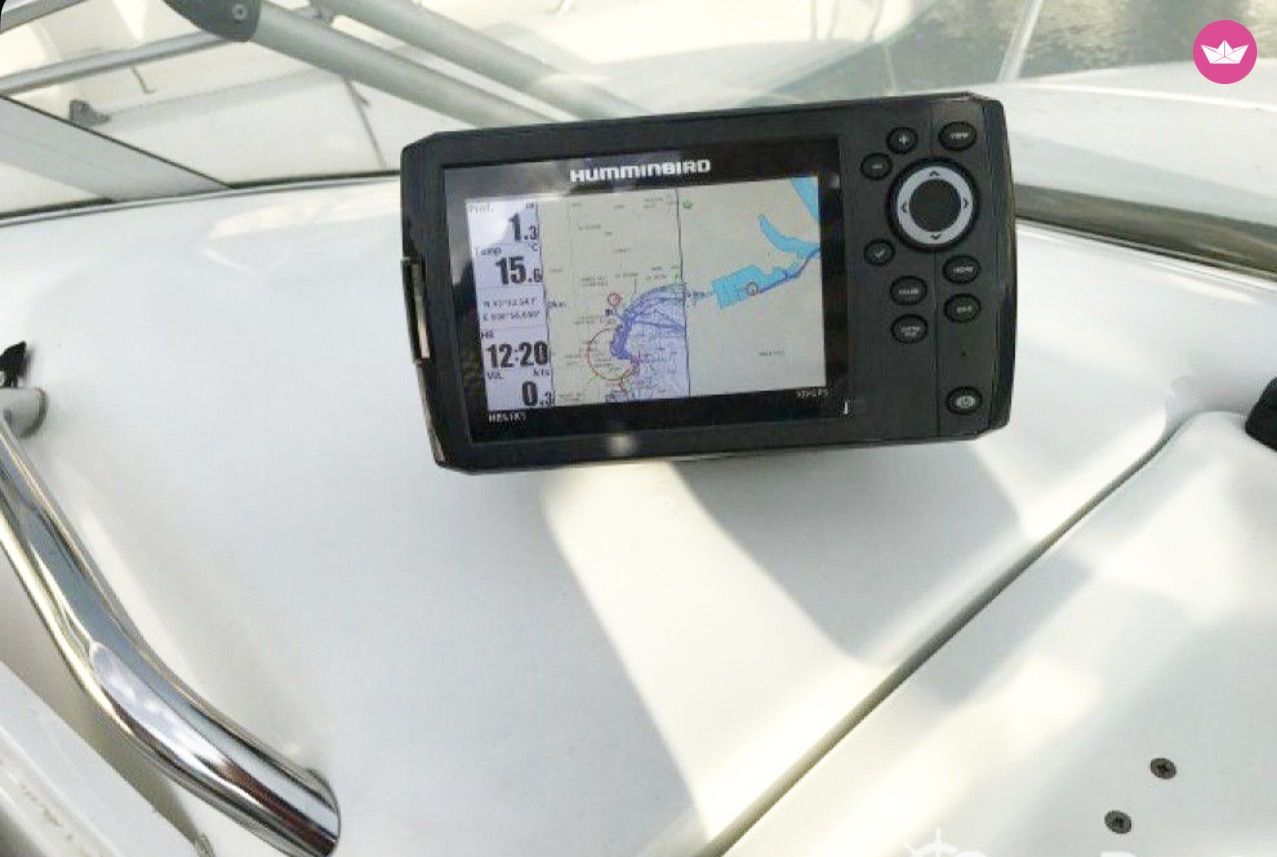 Bateau à moteur Beneteau Flyer 650 cabine 140cv 4