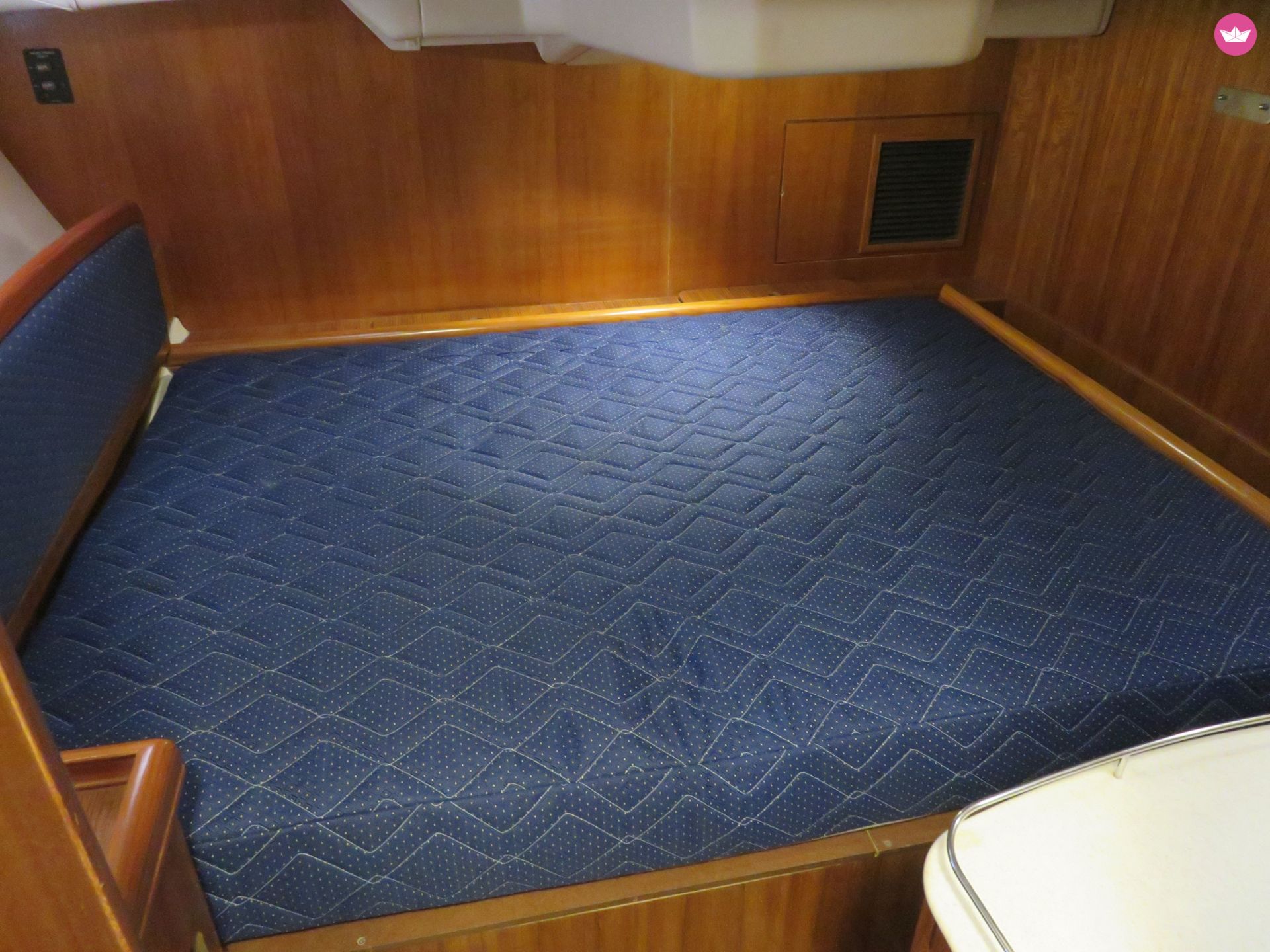 Sailboat Hunter 2005 41' Hunter for hire