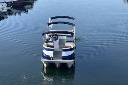 Hyra båt Motorbåt Swiss Boat Starlounger 8,5 Paris sextonde arrondissement