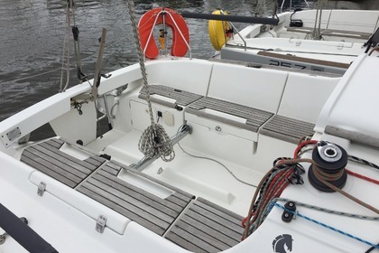 Location Voilier BENETEAU FIRST 25.7 Quiberon