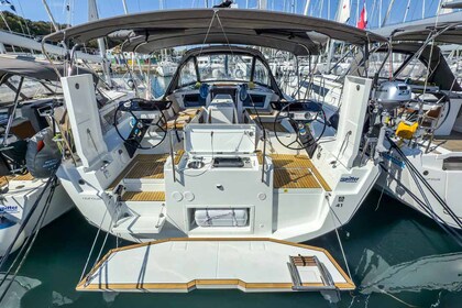 Aluguel Veleiro Dufour Yachts Dufour 41 Performance - 3 cab. Pula