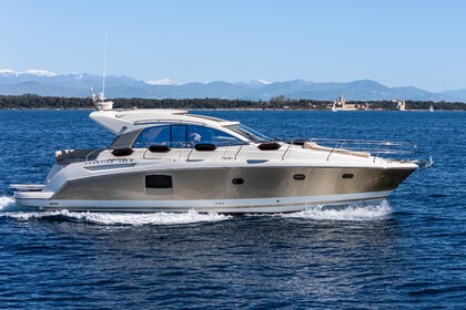 Location Bateau à moteur Jeanneau Prestige 420 Mandelieu-la-Napoule