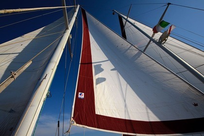 O cruzeiro à vela para as Ilhas Eólias