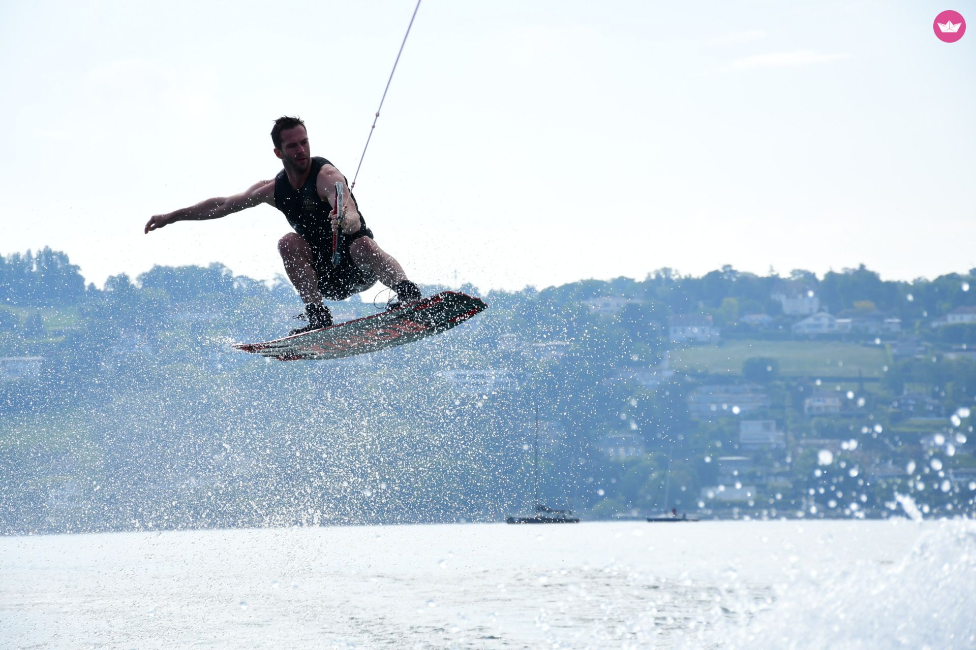 Bateau à moteur Moomba Mojo surf édition 400cv 5