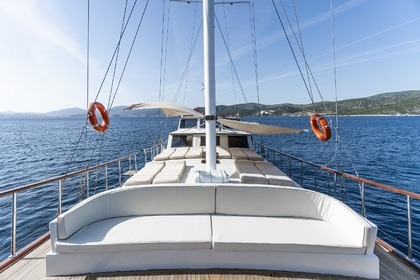 Charter Gulet Luxury & Wide & Spacious Comfortable Bodrum
