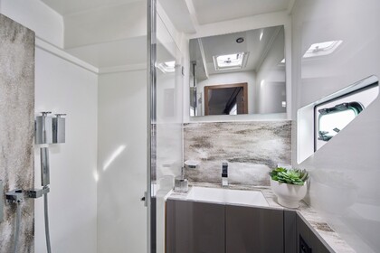 Yacht Catamarano a motore Prestige M48 (no vela)