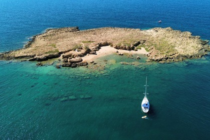 Sunset Cruise – 4 Hours with Two Swim Stops | Ideal for Small Groups of 2 to 4 People