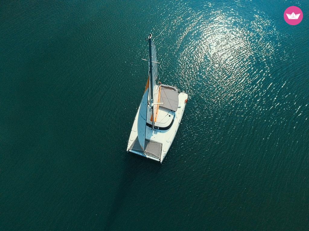 Catamaran Fountaine Pajot Lavezzi 40 13m 2