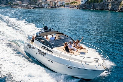 Miete Motorboot Yacht Rizzardi 45 INC Amalfi