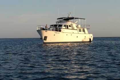 Miete Motoryacht CUSTOM Trawler 60 Sitges