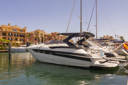 Rental Motorboat Regal 4260 Commodore Sotogrande
