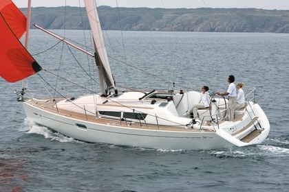 Rental Sailboat JEANNEAU Sun Odyssey 36i Performance Portisco