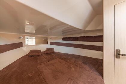 Atlantic Marine 730 Suncruiser