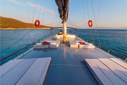 Verhuur Zeilboot Custom Made Bodrum Queen Bodrum
