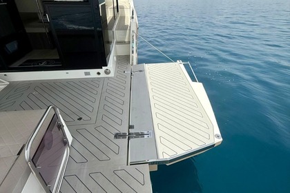Hyra båt Motorbåt Cobra Tesoro Puerto Banús