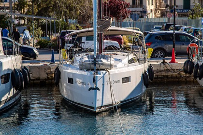Hyra båt Segelbåt Jeanneau Sun Odyssey 410 - 3 cab. Preveza