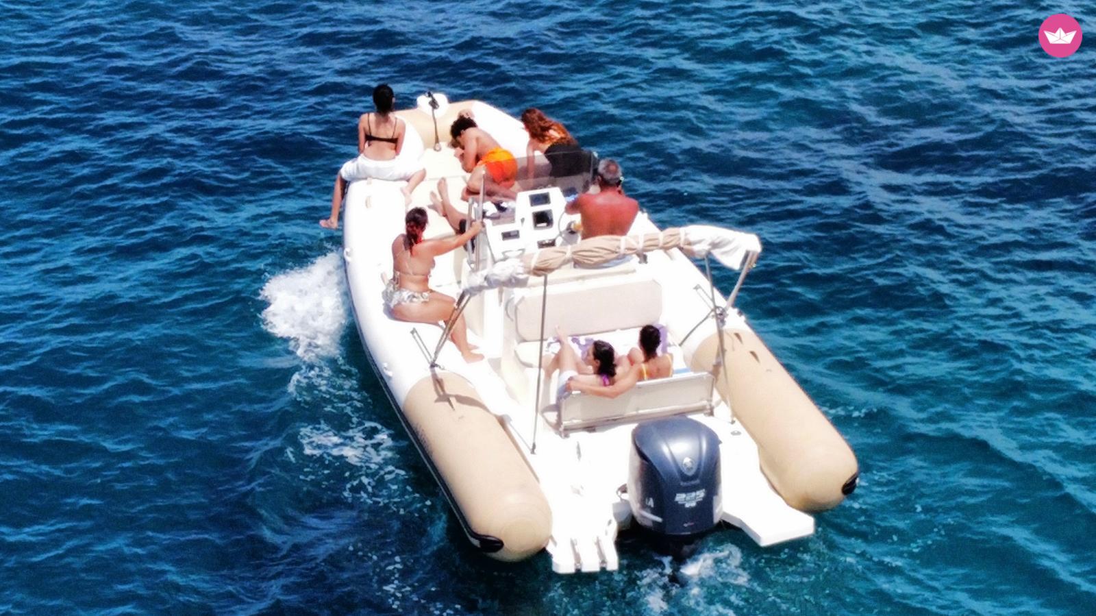 Semi-rigide Zodiac Club 225cv 3