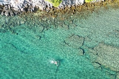 Speed boat with skipper