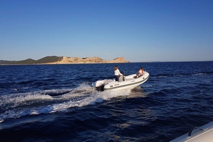 Ενοικίαση Σκάφος χωρίς δίπλωμα  Selva Marine D500 La Savina