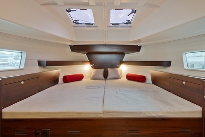 Luksusowy jacht Platinum 989