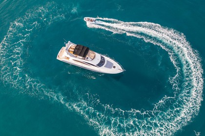 Charter Motor yacht Sunseeker Manhattan 70 Fly Corfu