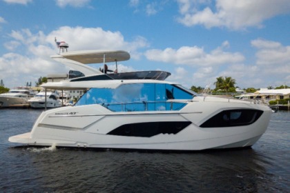 Hire Motorboat  Absolute 47 Fly Seget Donji